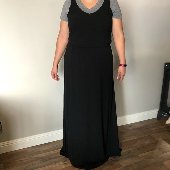 Show Me Your MuMu Kendall Soft V-back A-line Gown - Picture 4 of 8